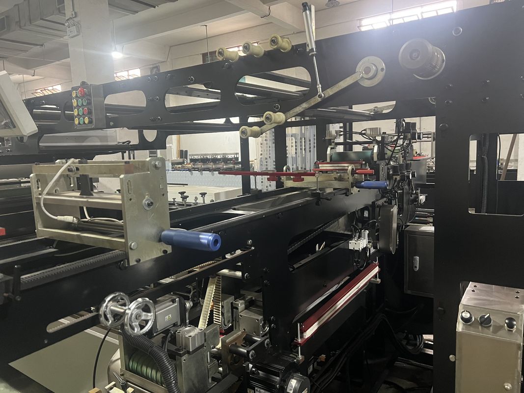 Eight Side Sealing Snacks Pouch Packing Machine With Touch Screen Operation